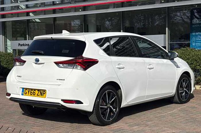 Toyota Auris 1.8 Hybrid Design TSS 5dr CVT 