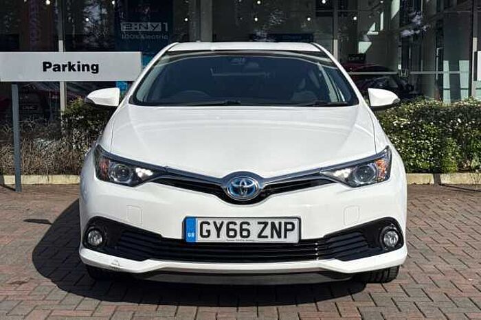 Toyota Auris 1.8 Hybrid Design TSS 5dr CVT 