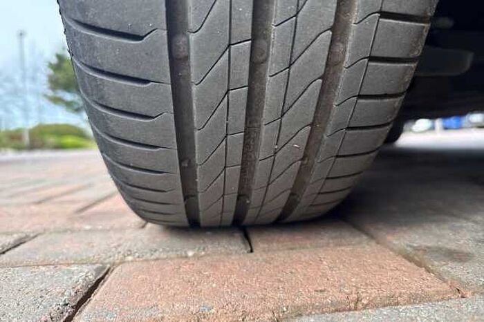 Honda Jazz Hybrid 1.5 i-MMD Hybrid SR 5dr eCVT 