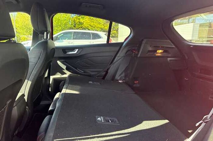 Ford Focus 1.0 EcoBoost Hybrid mHEV 155 ST-Line X Edition 5dr 