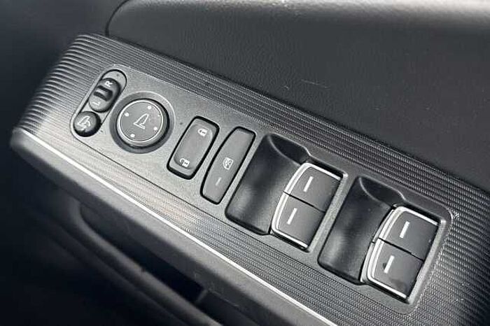 Honda Civic Hybrid 2.0 eHEV Advance 5dr CVT 