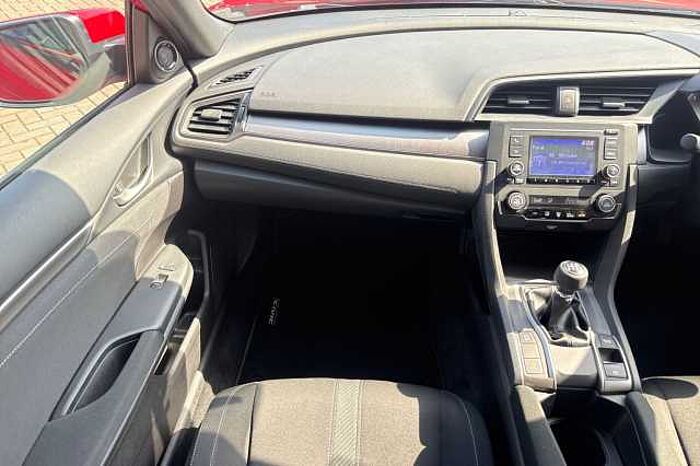 Honda Civic 1.0 VTEC Turbo 126 SE 5dr 