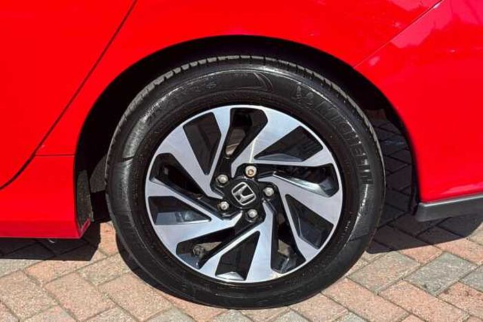 Honda Civic 1.0 VTEC Turbo 126 SE 5dr 