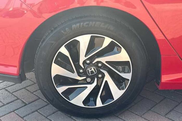 Honda Civic 1.0 VTEC Turbo 126 SE 5dr 