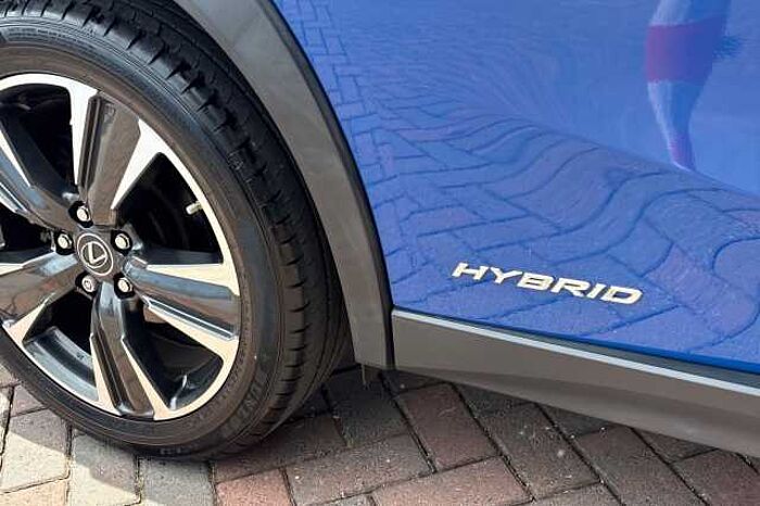 Lexus UX 250h 250h 2.0 Takumi 5dr CVT 