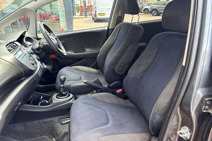 Honda Jazz 1.4 i-VTEC ES Plus 5dr 