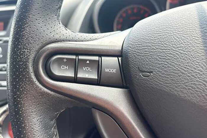 Honda Jazz 1.4 i-VTEC ES Plus 5dr 
