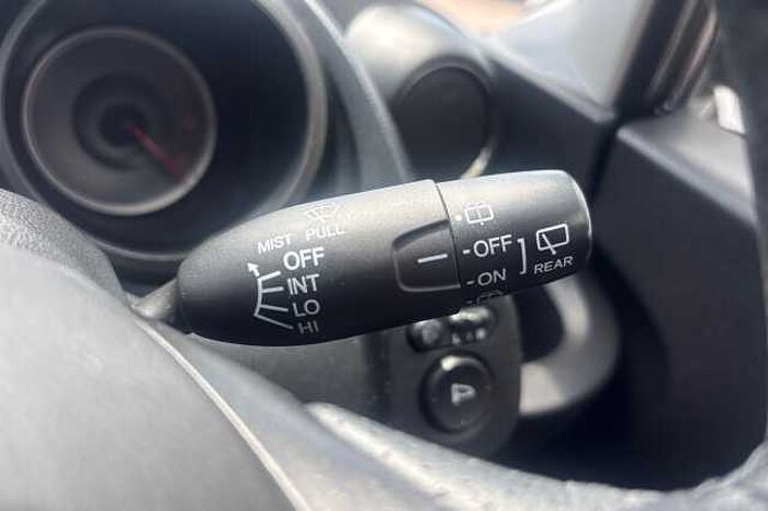Honda Jazz 1.4 i-VTEC ES Plus 5dr 