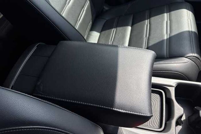 Honda CR-V Hybrid 2.0 i-MMD Hybrid SR 2WD 5dr eCVT 