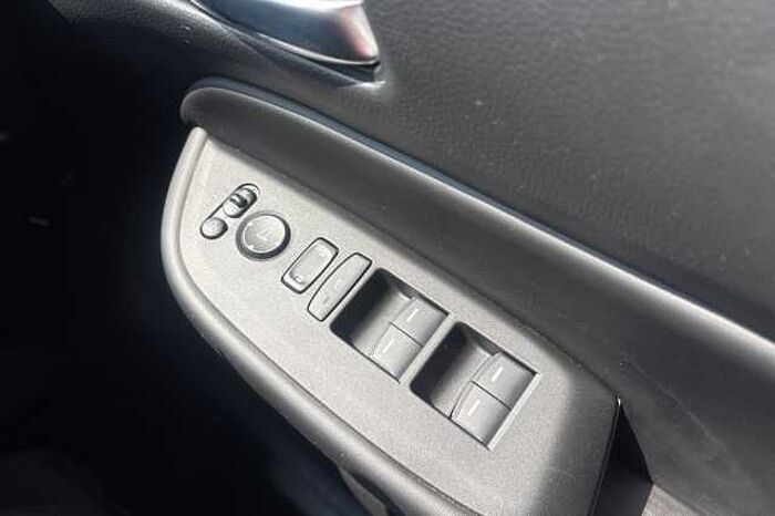 Honda Jazz Hybrid 1.5 i-MMD Hybrid Advance 5dr eCVT 