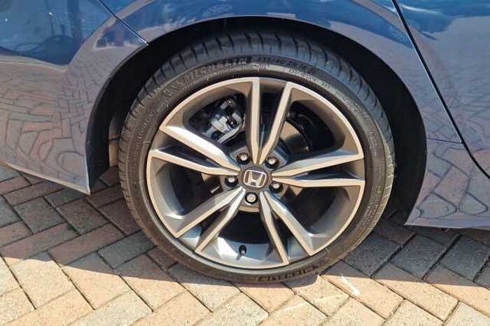 Honda Civic e:HEV 2.0 eHEV Advance 5dr CVT 