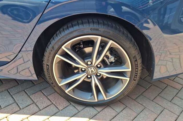Honda Civic e:HEV 2.0 eHEV Advance 5dr CVT 
