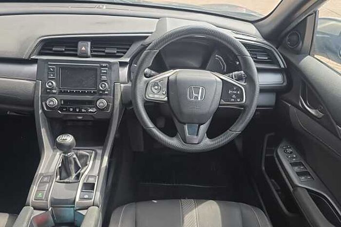 Honda Civic 1.0 VTEC Turbo 126 SE 5dr 