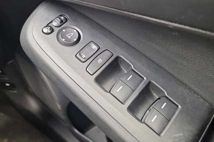 Honda HR-V Hybrid 1.5 eHEV Elegance 5dr CVT 
