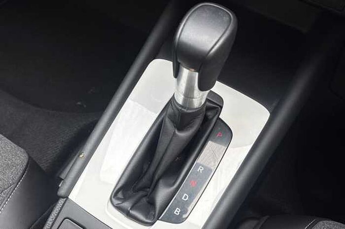 Honda Jazz Hybrid 1.5 i-MMD Hybrid Advance 5dr eCVT 