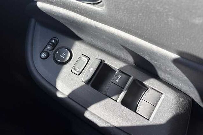 Honda Jazz Hybrid 1.5 i-MMD Hybrid SR 5dr eCVT 