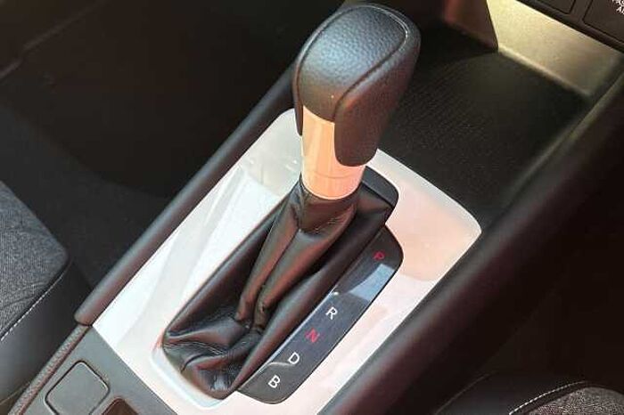 Honda Jazz Hybrid 1.5 i-MMD Hybrid SR 5dr eCVT 