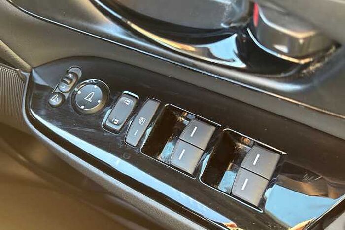 Honda CR-V Hybrid 2.0 i-MMD Hybrid Sport Line 2WD 5dr eCVT 