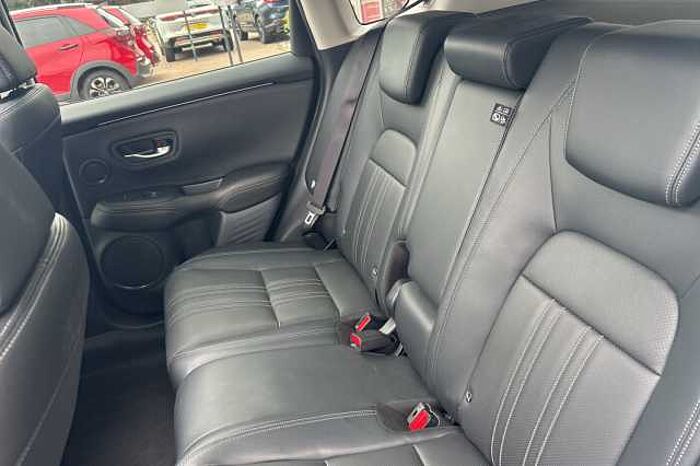 Honda ZR-V e:HEV 2.0 i-MMD (184ps) Advance Hybrid eCVT 