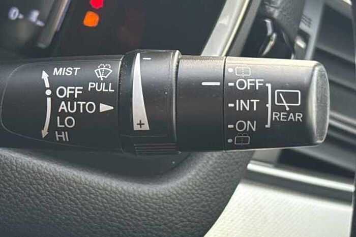 Honda CR-V Hybrid 2.0 i-MMD Hybrid SE 2WD 5dr eCVT 